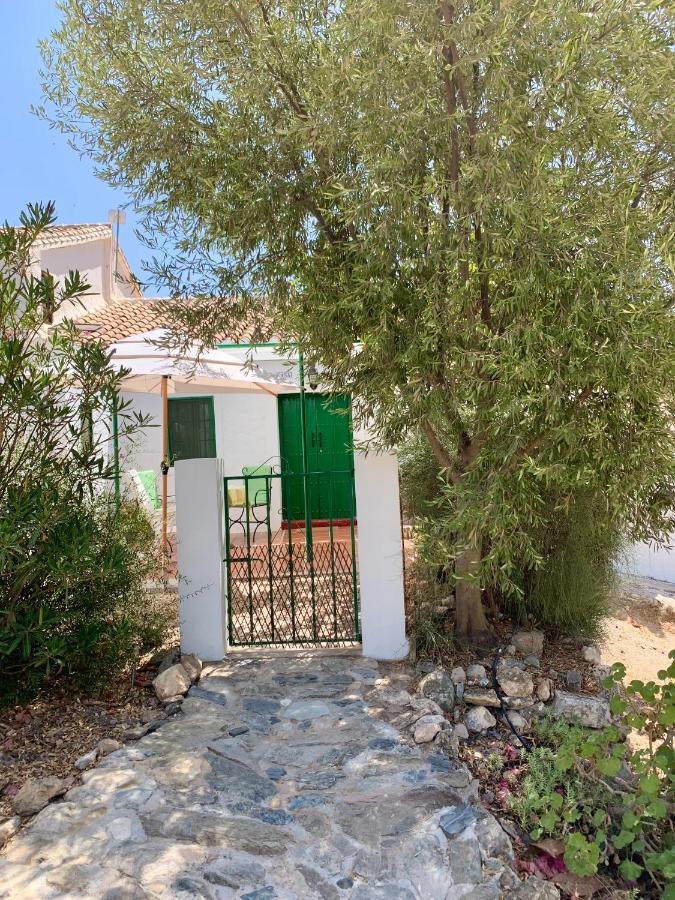 Гостевой дом Casa Anita - La Almona Chica Эль-Чорро Экстерьер фото